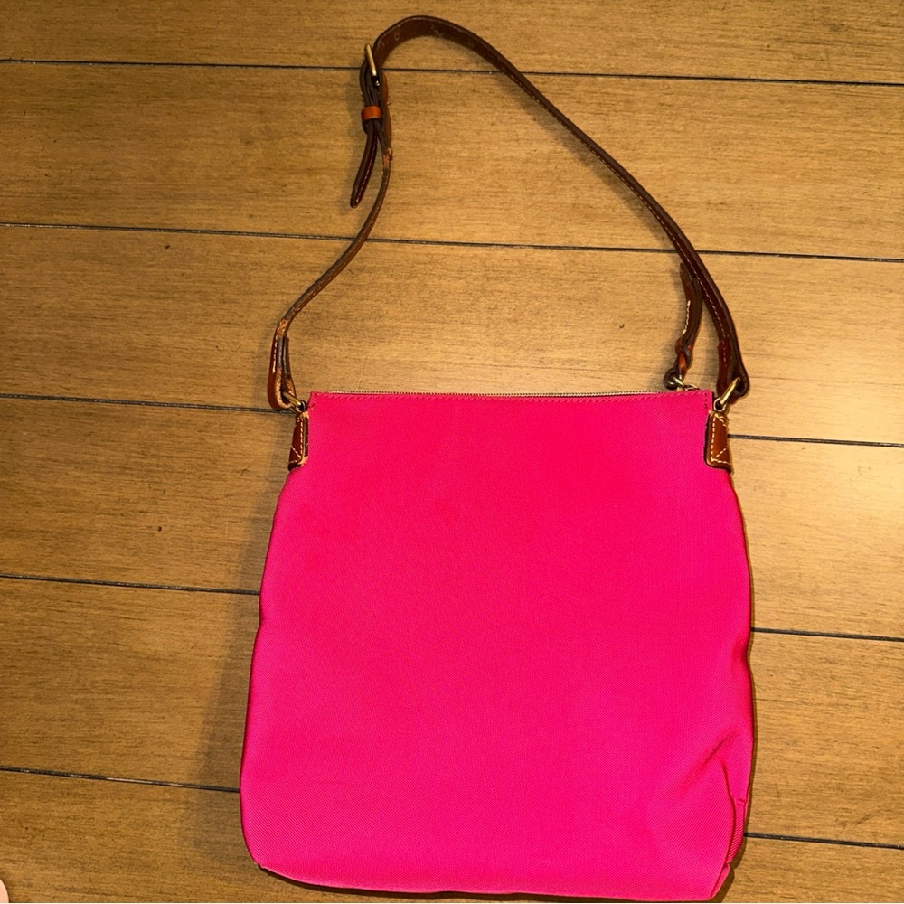 Dooney & Bourke Pink Nylon Crossbody Messenger Bag Pockets Brown Leather Straps - Picture 7 of 16
